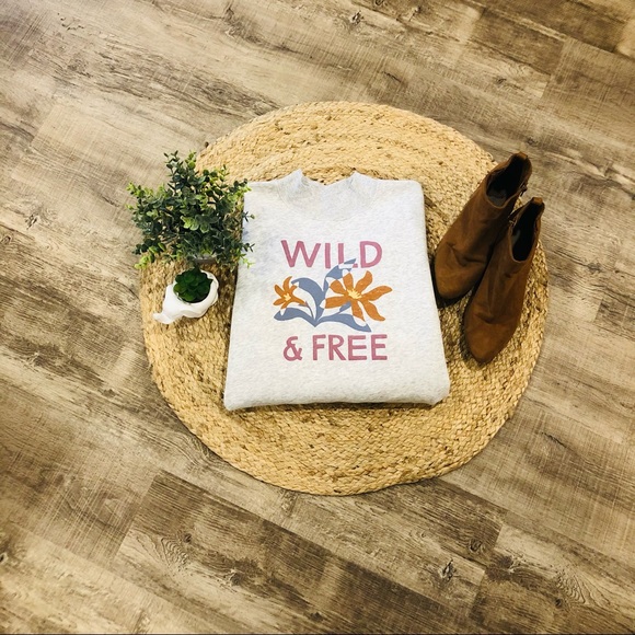 Old Navy Gray Turtle Neck Sweatshirt - Picture 2 of 15